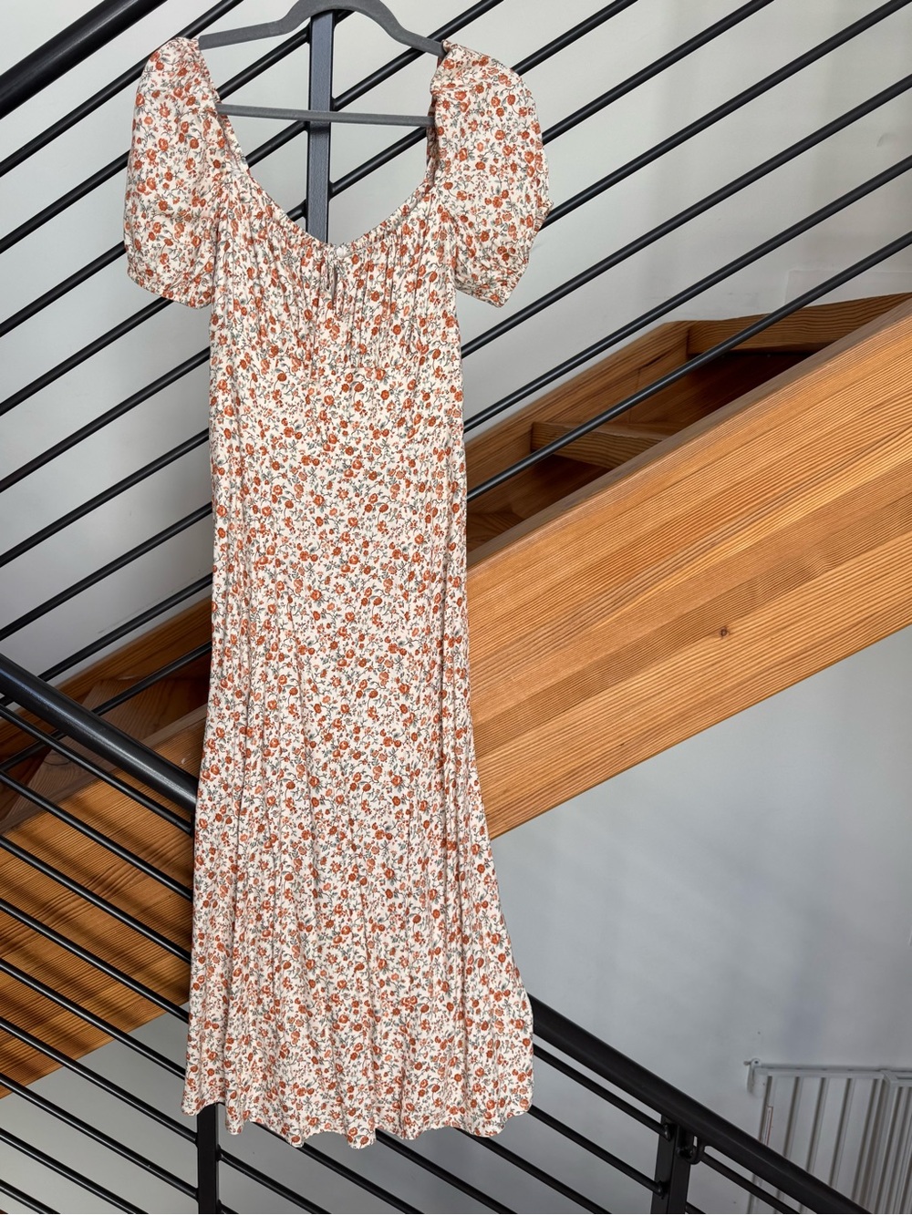 Reformation Short Sleeve Midi Dress - Size 6 worn once perfect condition